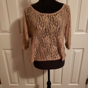 🌈🔥 Anthropologie Mauve lace top.